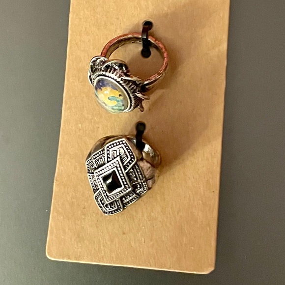 NWT Forever 21 Silver Boho Ring Set (2pc) - Picture 1 of 8